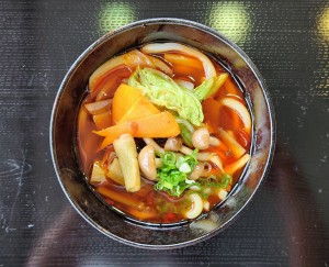 25マグマ山菜うどんミニ2@550